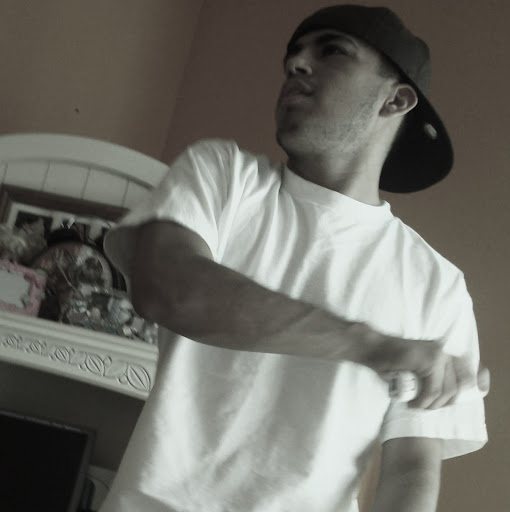 Tony Valenzuela Photo 37