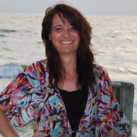 Kimberly Hartley Photo 35
