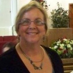 Karen Willis Photo 34