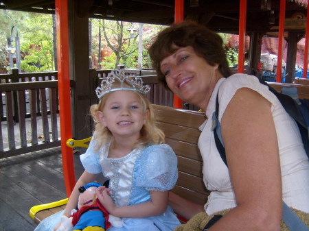 Terri Williams Photo 33