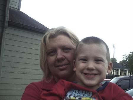 Cindy Moore Photo 17
