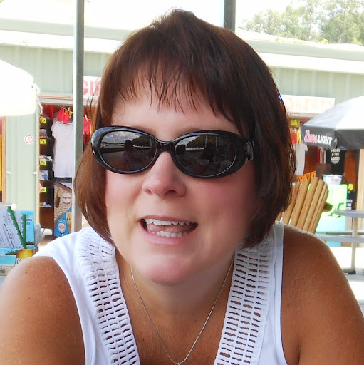 Laurie Reed Photo 25