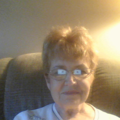Carolyn Williams Photo 12