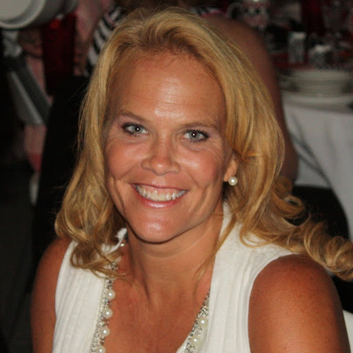 Shelley Rogers Photo 33
