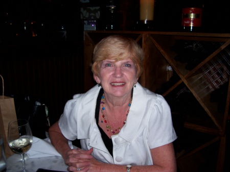 Shirley Lowe Photo 32