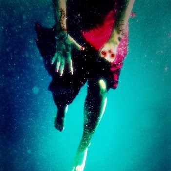 Victoria Bass Photo 14