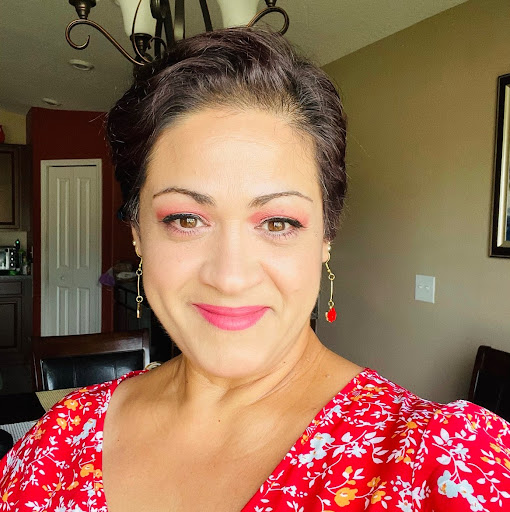 Denise Martinez Photo 8