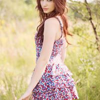 Danielle Rowland Photo 6