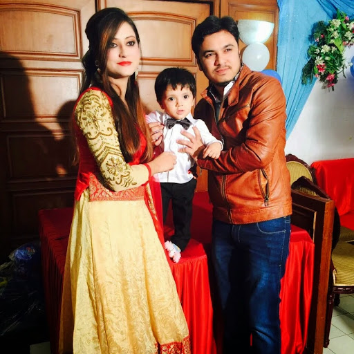 Aadil Khan Photo 27