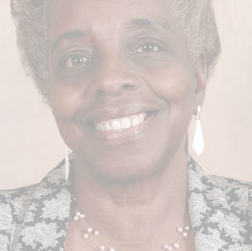 Daisy Robinson Photo 46
