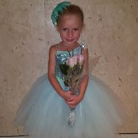 Tonya Workman Photo 12