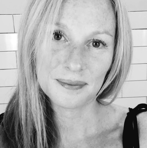 Renee Sweeney Photo 23