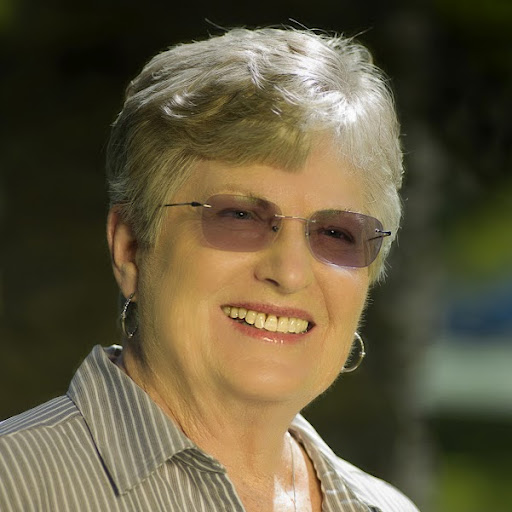 Darlene Lindsey Photo 38