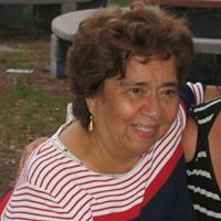 Elizabeth Becerra Photo 36