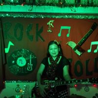 Debra George Photo 6