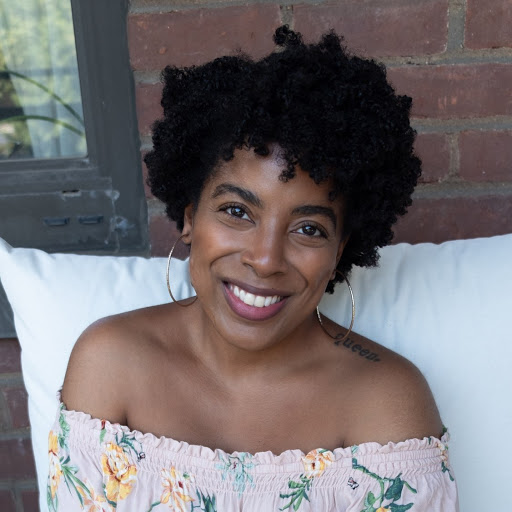 Celia Williamson Photo 5