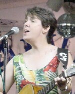Carla Jones Photo 23