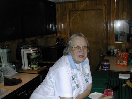 Dolores Ross Photo 22