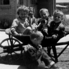 Robert Sellers Photo 36