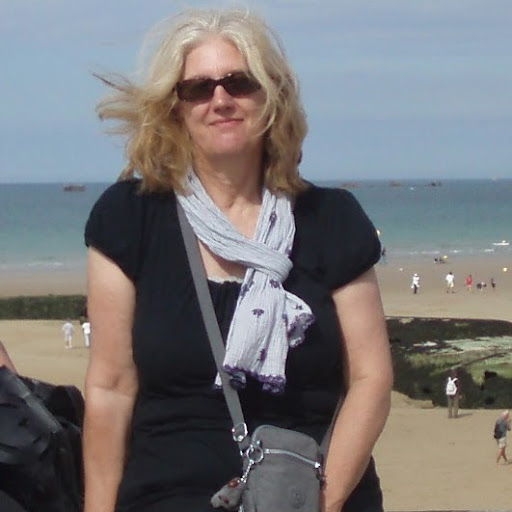 Anne Moran Photo 32