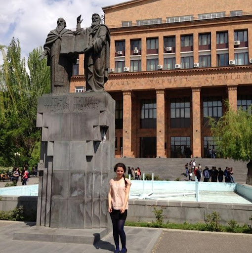Lilit Martirosyan Photo 19
