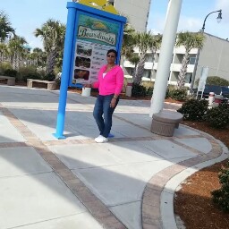 Sandra Monroe Photo 35