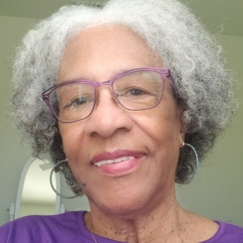 Gwendolyn Lowe Photo 11