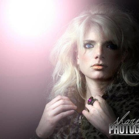 Catherine Holder Photo 7