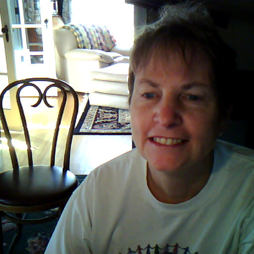 Laura Davidson Photo 37