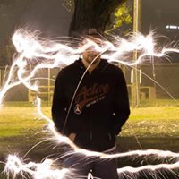 Aaron Stapleton Photo 37