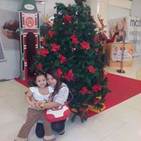 Lorrie Fernandez Photo 7