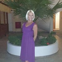 Michelle Carson Photo 40