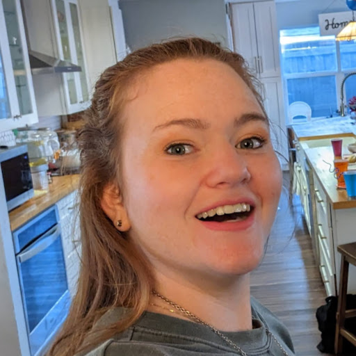 Sarah Brace Photo 1