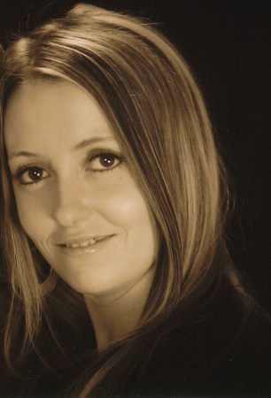 Lisa Travis Photo 10
