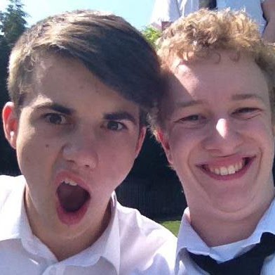 Elliott Lewis Photo 25