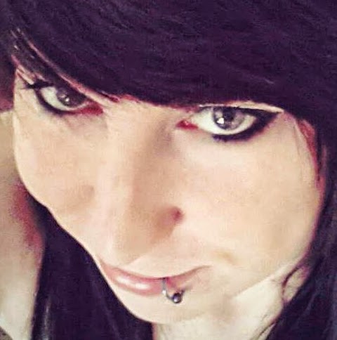 Adrienne Burnett Photo 3
