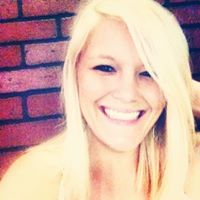 Stephanie Sandy Photo 7
