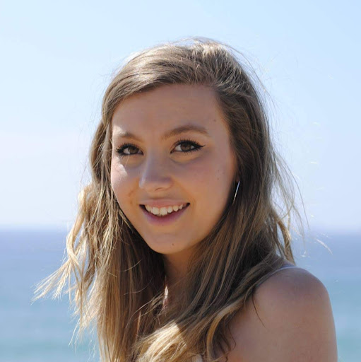 Yvonne Cox Photo 15