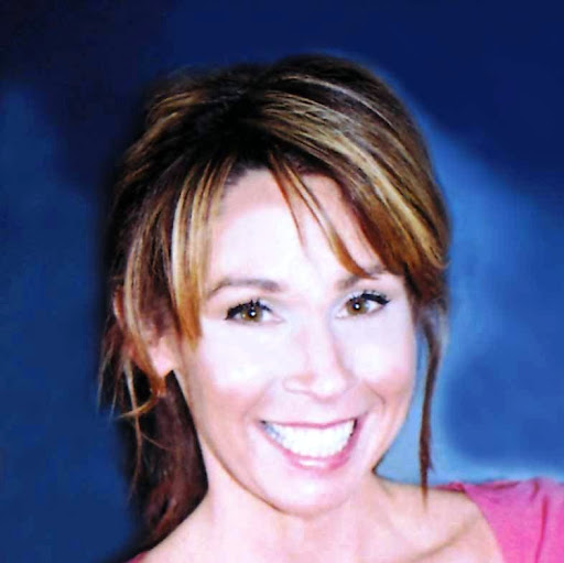 Cindy Houston Photo 20