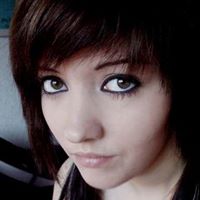 Jennifer Miley Photo 9