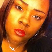 Angelique Robinson Photo 30
