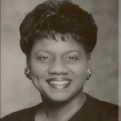 Beatrice Thompson Photo 34
