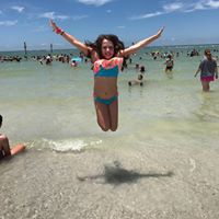 Elizabeth Orozco Photo 30