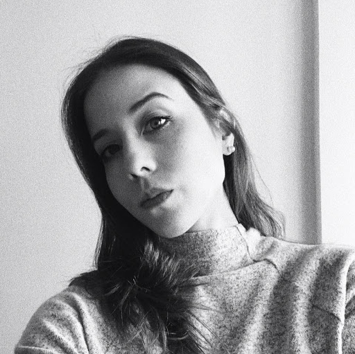 Julia Conde Photo 26