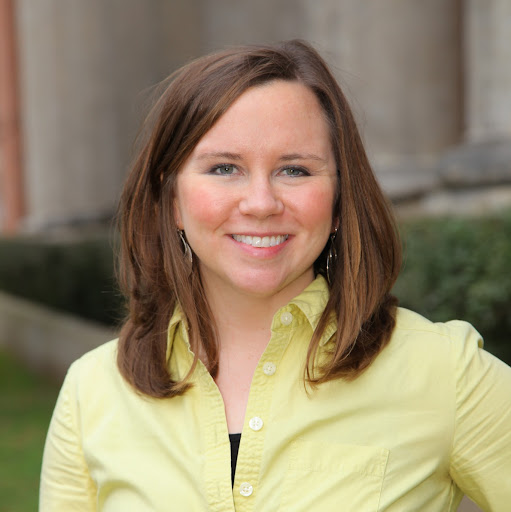 Elizabeth Winkler Photo 14