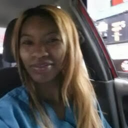Melissa Strong Photo 7
