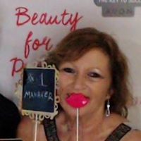 Karyn Murphy Photo 14