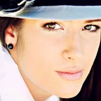 Candace Caldwell Photo 26