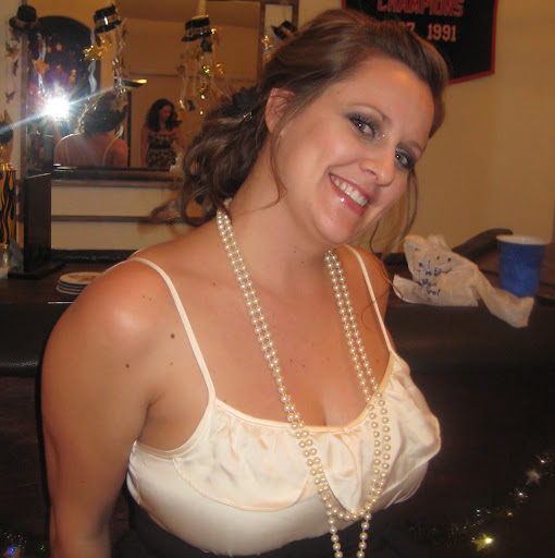 Dana Watts Photo 34