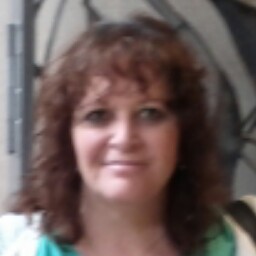 Lori Sprague Photo 8